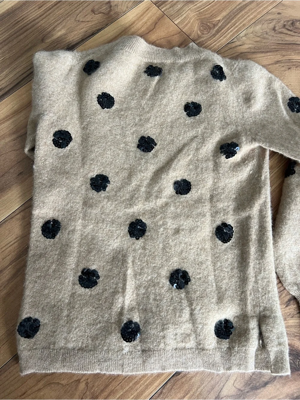 J. Crew Beige Crewneck Sweater with Black Sequin Dots xxs 100% cashmere